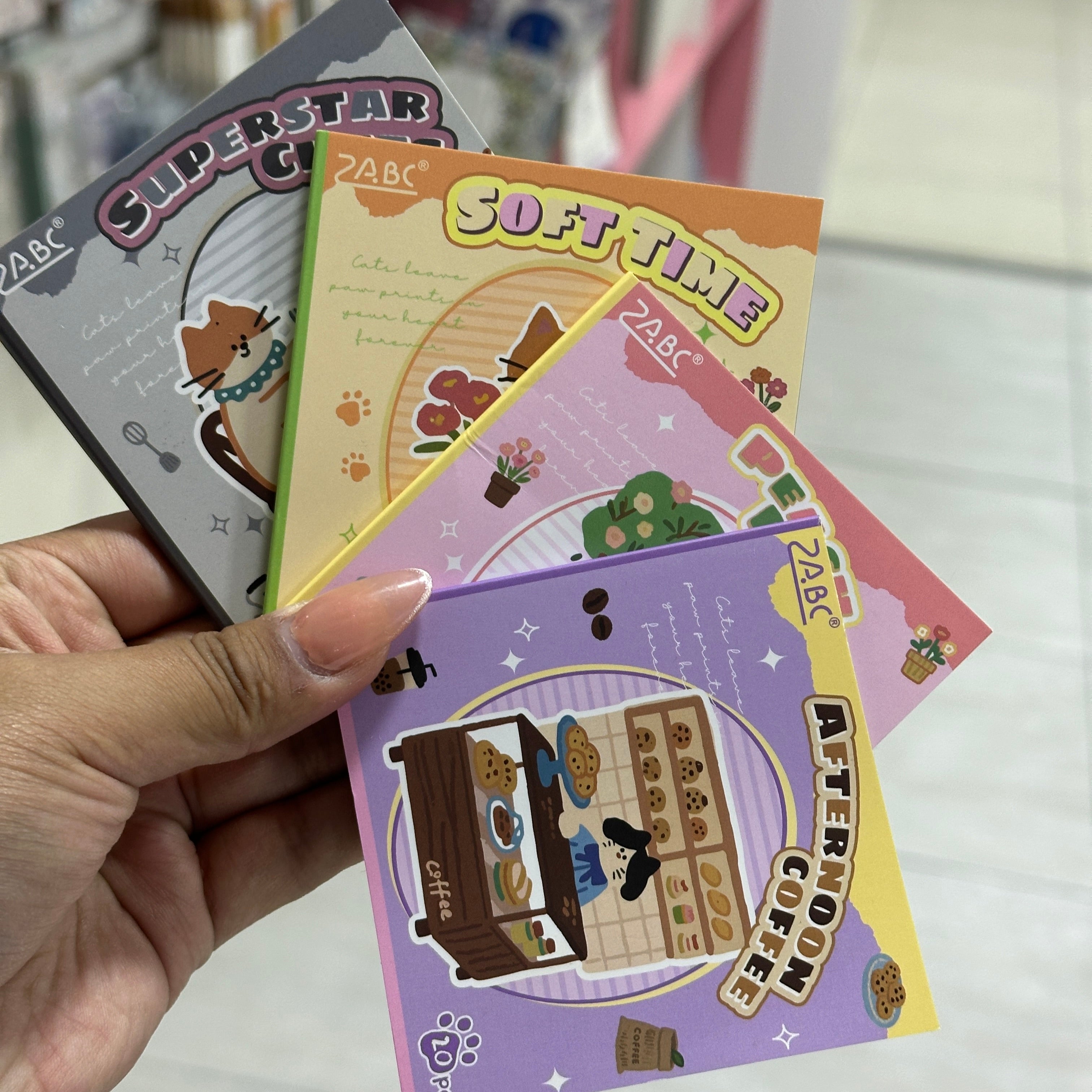 Mini libros de Stickers - Gatitos Situaciones Cotidianas