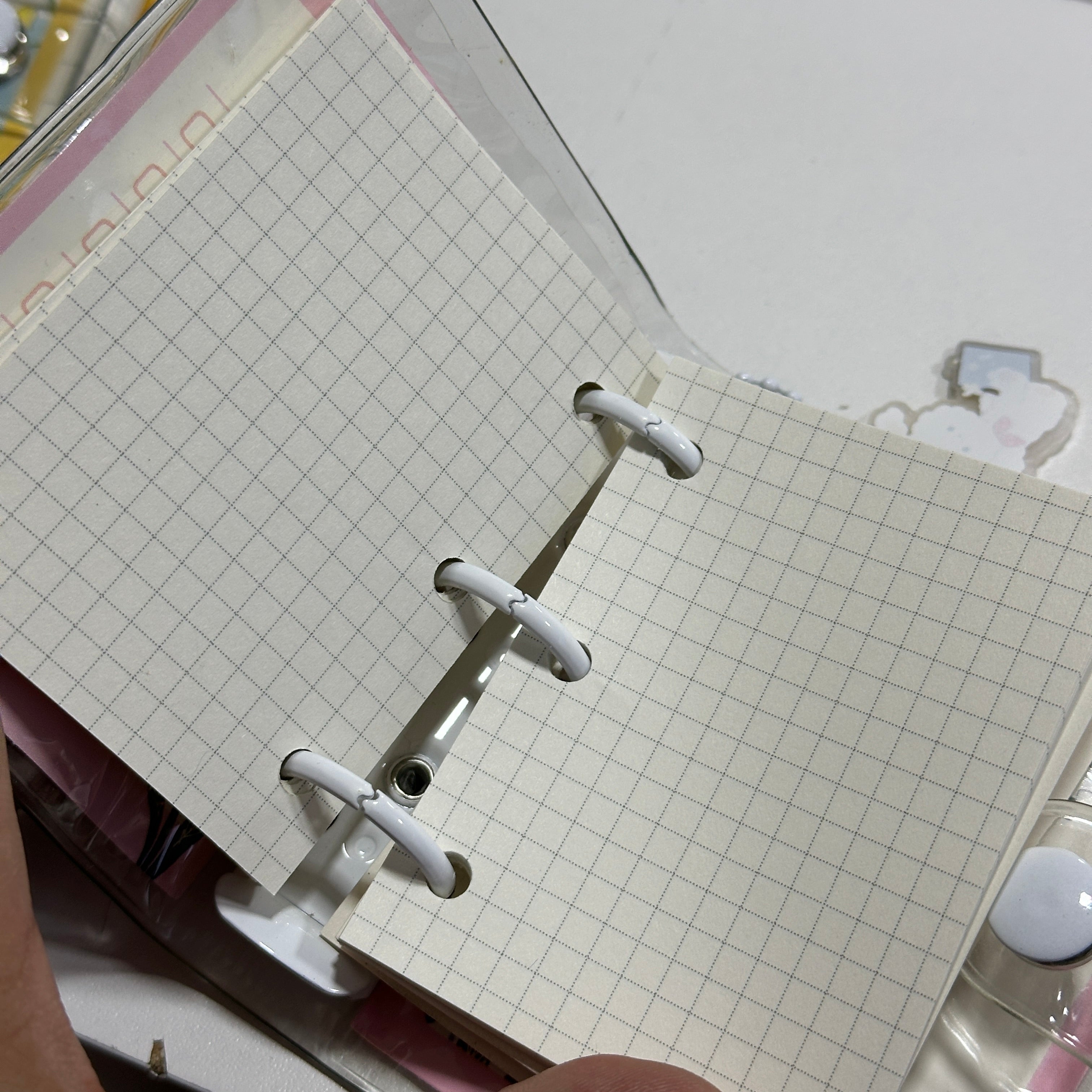 Mini binder