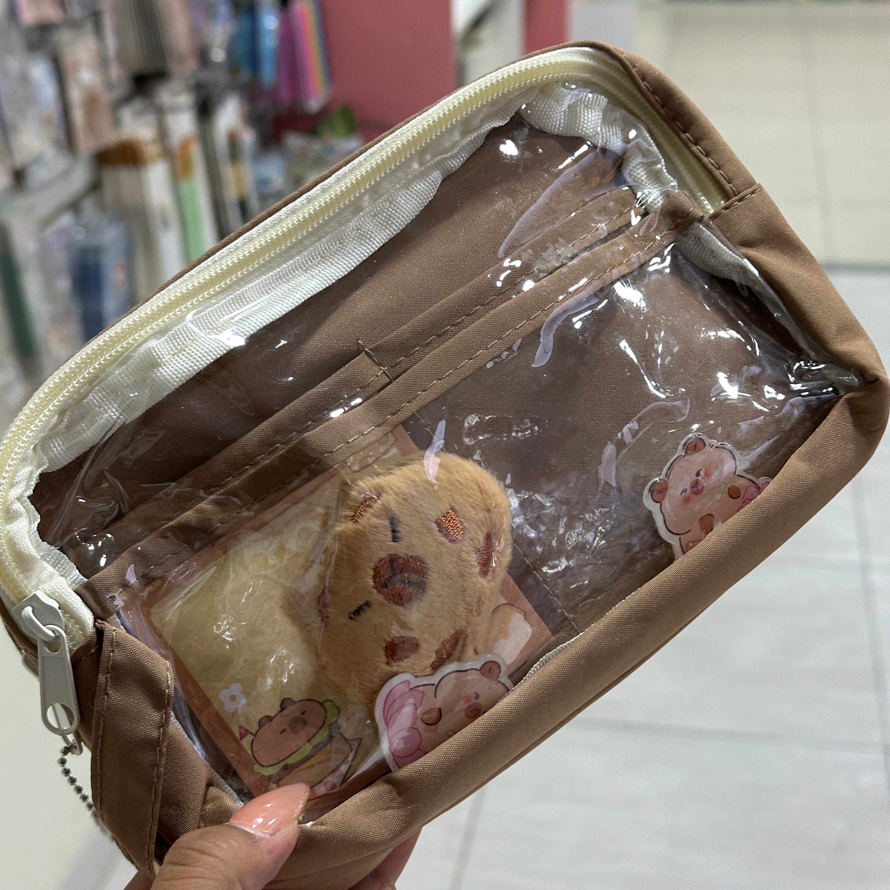 Estuche Capibara - incluye accesorios